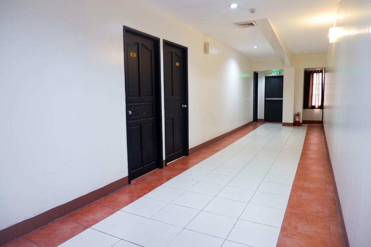 Roger'S Place Hotel Pasay Kültér fotó